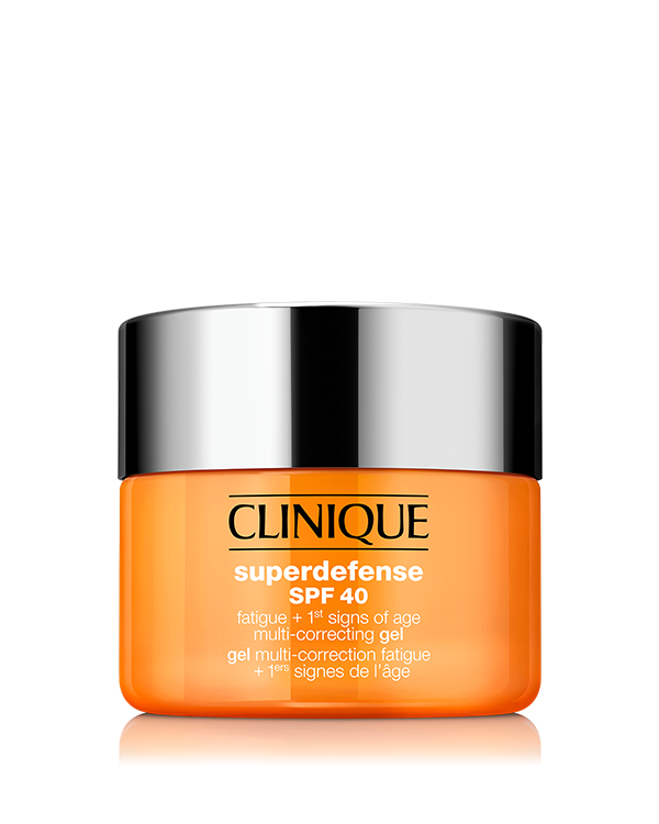 Superdefense SPF 40 - Gel Multi-correction Fatigue + 1ers Signes de l&#039;Âge, Un gel soyeux et rafraîchissant avec un SPF qui combat la fatigue et les premiers signes de l&#039;âge.