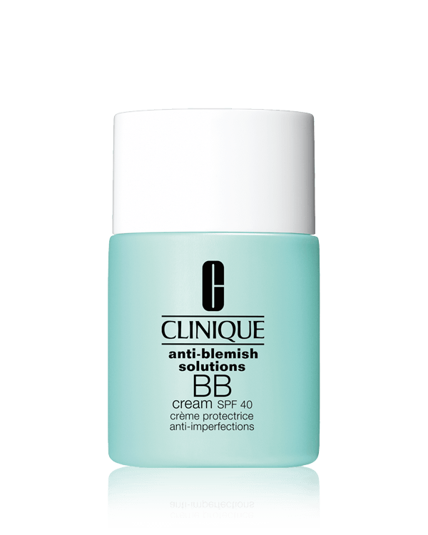 Anti-Blemish Solutions™ BB Crème Protectrice Anti-Imperfections SPF 40, Une BB crème matifiante conçue pour les peaux grasses sujettes aux imperfections.